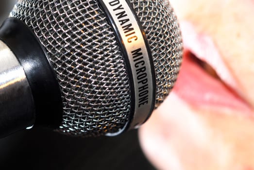 Microphone 02