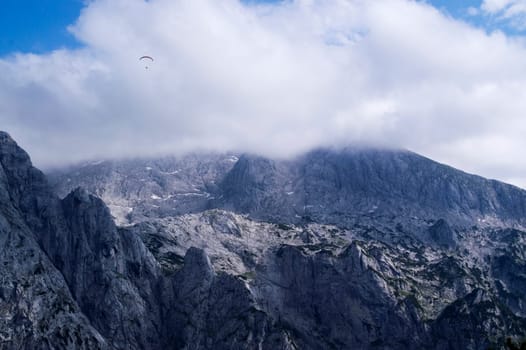 skydiving in the alps