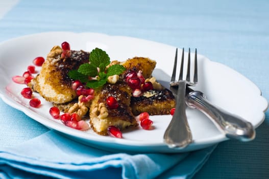 breaded,fried bananas