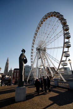 Ferris wheel on the banks of the Scheldt
