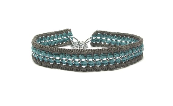 Hand crocheted dog collar - chain of metal