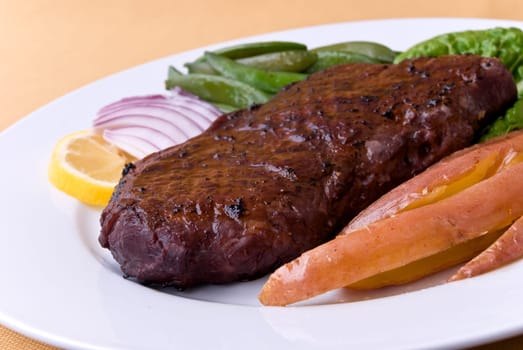 Roast beef with red potatoes