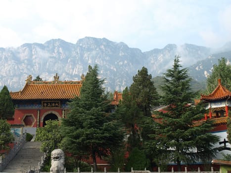 Temepl in China