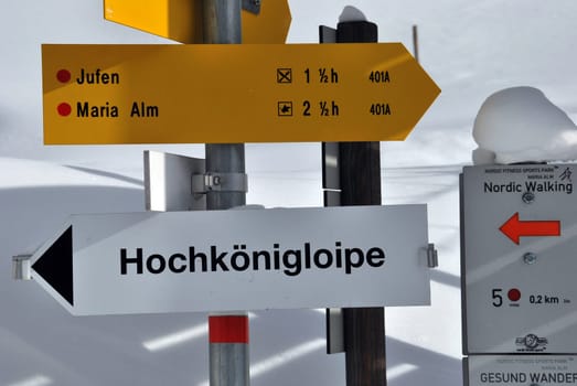 Sign: 7708