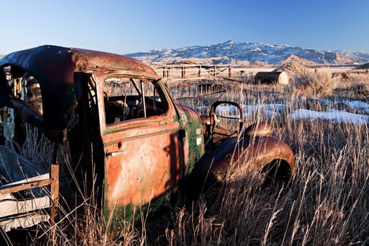 vintage car abandoned