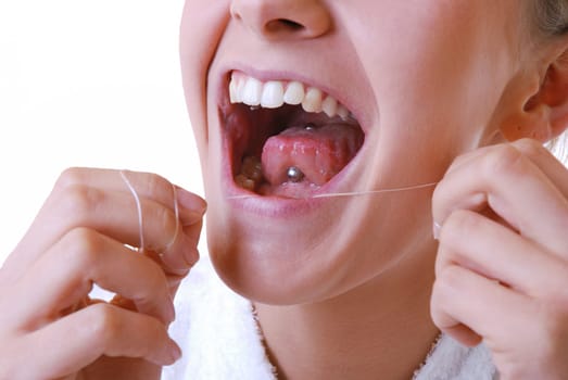 Cleaning teeth