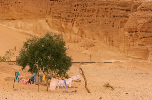 Bedouin linen