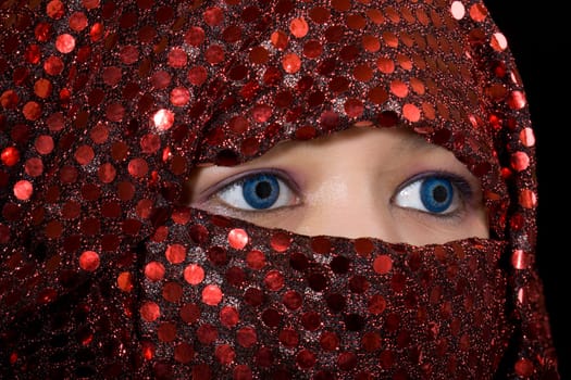 blue eyes oriental