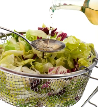 Preparation of green salad