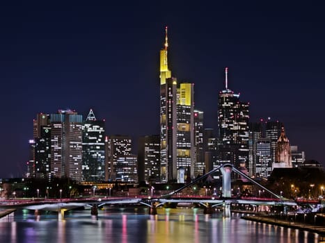 Blue Mainhatten no