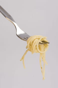 Spaghetti with pesto