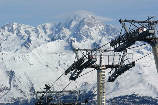 Gondola with Mont Blanc in the background
