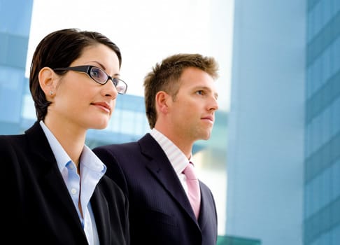 Business people and officebuilding