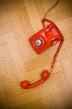 red telephone