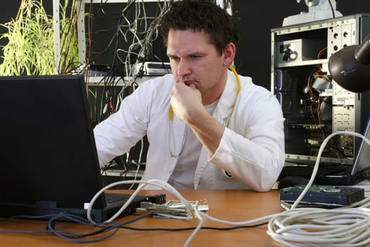 PC doctor at work