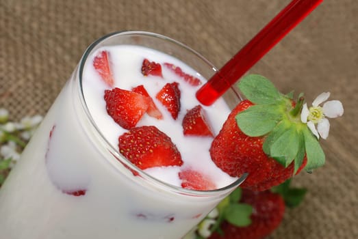 Strawberries with milk