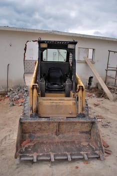 Caterpillar before starting to work