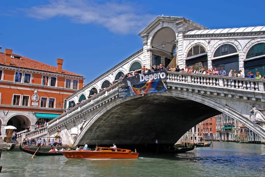 Rialto Bridge Canal de Grande in Venice