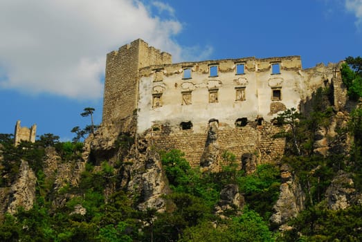 Ruins of Rauhenstein