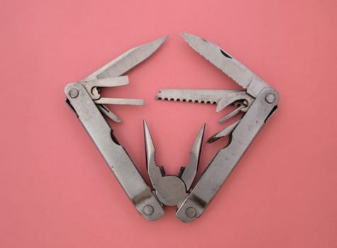 Multipurpose pocketknife.