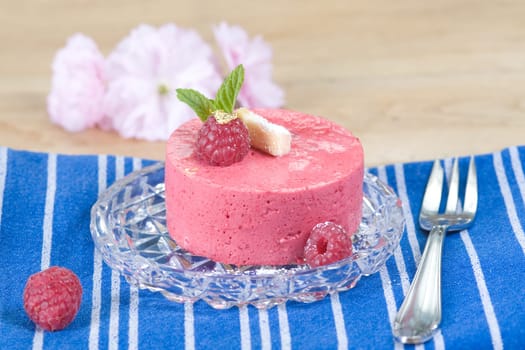 Tartlet with flower