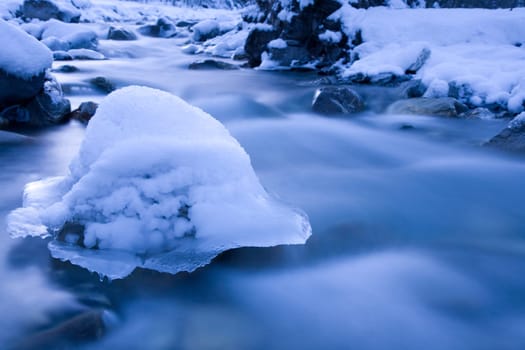Ice sculpture