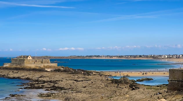Fort du Petit Be with a view of Dinard
