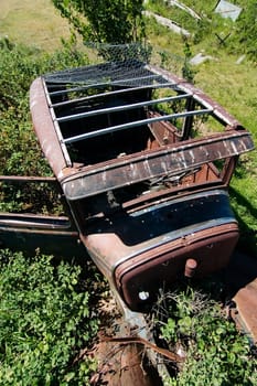 Rusted Prairie Car