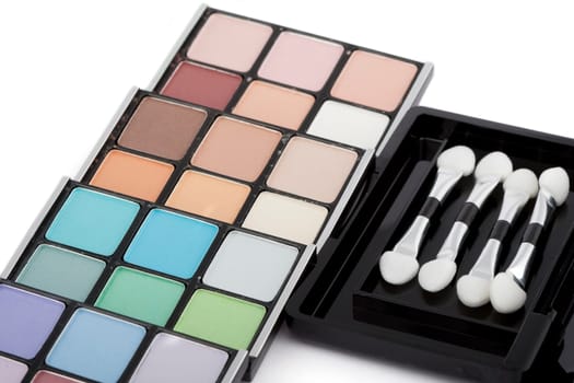 Cosmetics for eye make-up