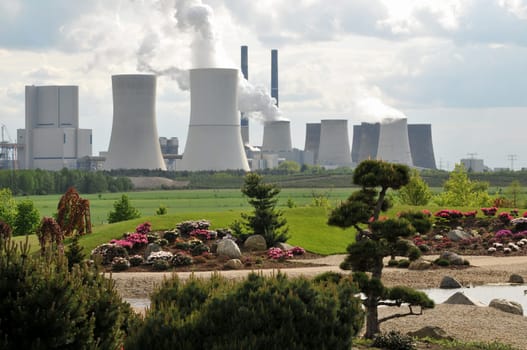 The coal-fired power plant in Boxberg. Shortly after this photo,2 of the 3 chimneys (one hidden) were blown up.