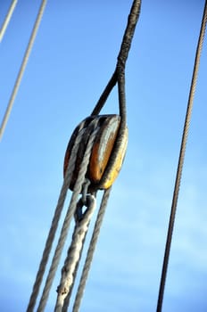 Idler pulley
