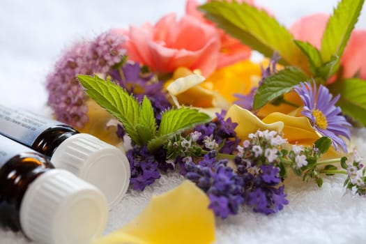 Fragrance essences