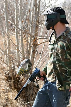 paintballer - teen with gun