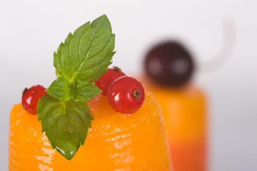 Currant on ice