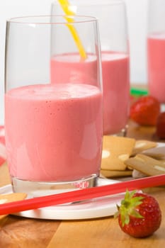 Strawberry shakes
