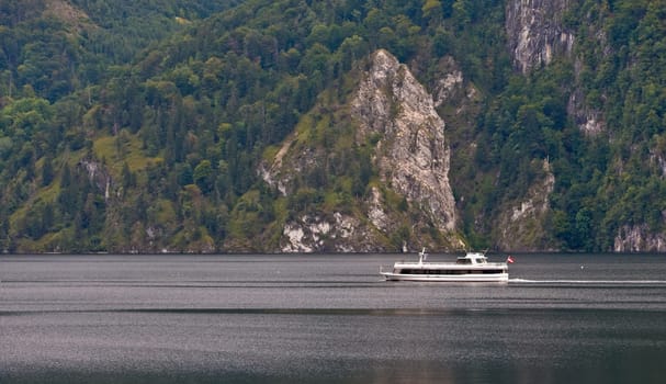 Yacht crossing