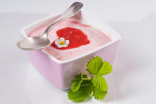 Strawberry curd in pink bowl