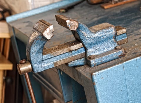 bench vice