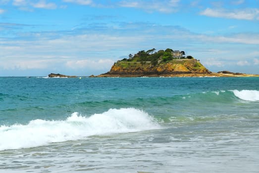 Island in the ocean