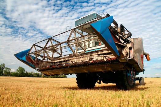 Agriculture - Combine