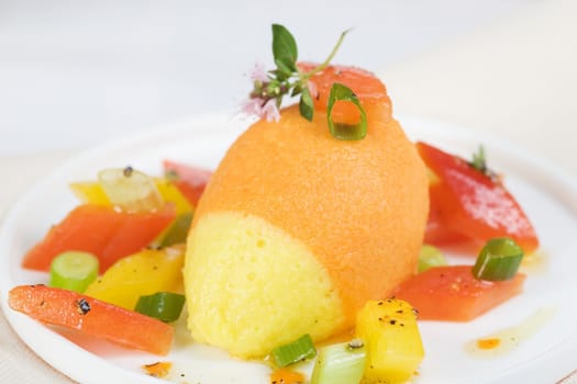 Mousse and onions