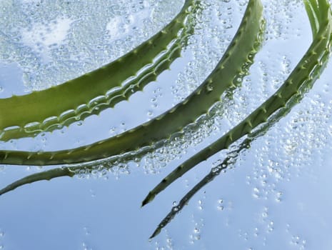 Aloe and green crystals of bath salt