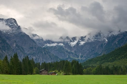 Totes Gebirge Mountains from to Almsee