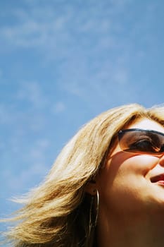 Woman with sunglasses