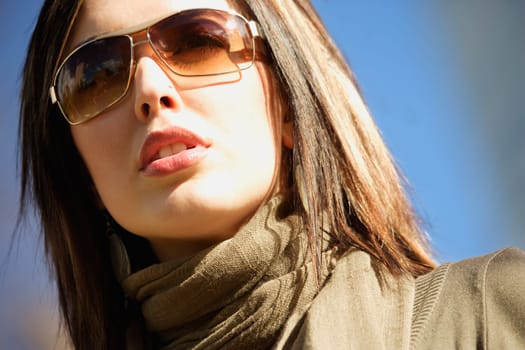 Woman with trendy sunglasses