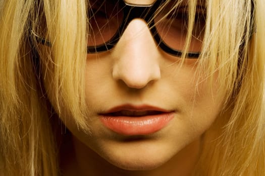 Woman with sunglasses