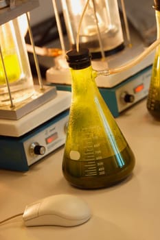 Laboratory equipment