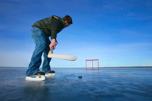 Playing hockey solo