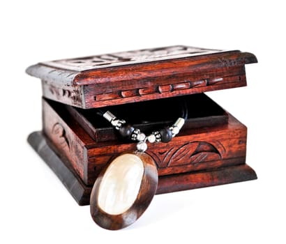 Wooden jewelry box