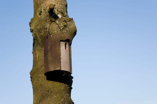 Self-made nest box